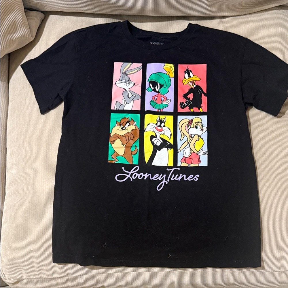 Warner Bros. Looney Tunes Black T-Shirt
